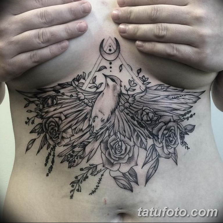 фото тату под женской грудью 26.01.2019 № 092 - tattoo under the breasts - ...
