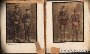 Старинное фото мужчины, полностью покрытого татуировками, сделанными в 1902 году. Изображение демонстрирует популярность татуировок среди моряков и путешественников.