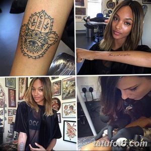 Фотография татуировки Хамсы (Руки Фатимы) на руке девушки. Детализированный рисунок с традиционными узорами и символами.
