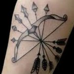 фото тату лук и стрелы 21.01.2019 №075 - photo tattoo bow and arrow - tatufoto.com