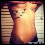 фото тату под женской грудью 26.01.2019 №006 - tattoo under the breasts - tatufoto.com