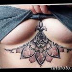 фото тату под женской грудью 26.01.2019 №012 - tattoo under the breasts - tatufoto.com