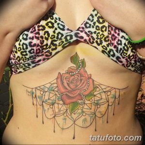 фото тату под женской грудью 26.01.2019 №016 - tattoo under the breasts - tatufoto.com