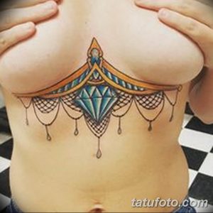 фото тату под женской грудью 26.01.2019 №029 - tattoo under the breasts - tatufoto.com