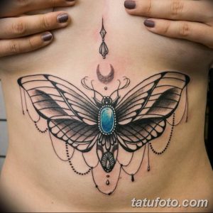 фото тату под женской грудью 26.01.2019 №050 - tattoo under the breasts - tatufoto.com