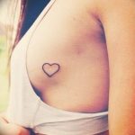 фото тату под женской грудью 26.01.2019 №071 - tattoo under the breasts - tatufoto.com