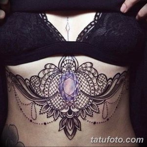 фото тату под женской грудью 26.01.2019 №076 - tattoo under the breasts - tatufoto.com