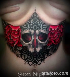 фото тату под женской грудью 26.01.2019 №077 - tattoo under the breasts - tatufoto.com
