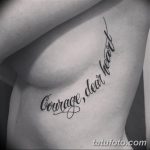 фото тату под женской грудью 26.01.2019 №085 - tattoo under the breasts - tatufoto.com