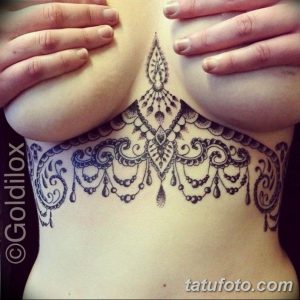 фото тату под женской грудью 26.01.2019 №093 - tattoo under the breasts - tatufoto.com