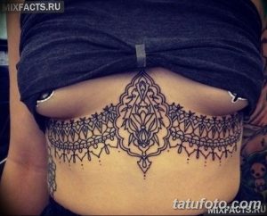 фото тату под женской грудью 26.01.2019 №112 - tattoo under the breasts - tatufoto.com