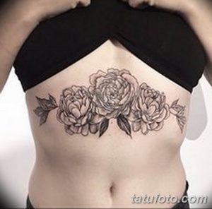 фото тату под женской грудью 26.01.2019 №142 - tattoo under the breasts - tatufoto.com