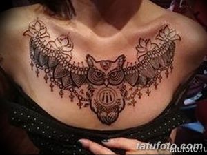 фото тату под женской грудью 26.01.2019 №143 - tattoo under the breasts - tatufoto.com