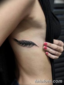 фото тату под женской грудью 26.01.2019 №147 - tattoo under the breasts - tatufoto.com