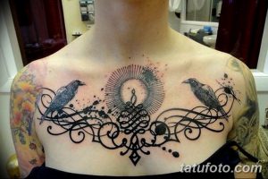 фото тату под женской грудью 26.01.2019 №149 - tattoo under the breasts - tatufoto.com