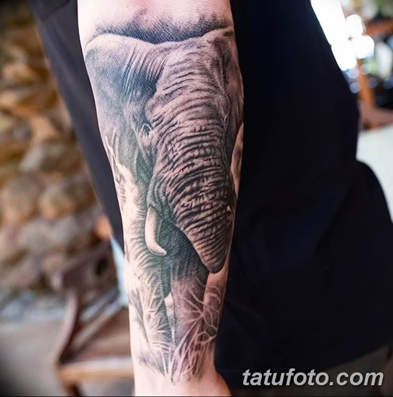 Тайлер Хаббард рассказал о своей новой татуировке слона - фото 2
