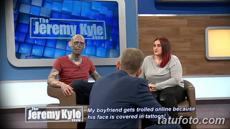 Шоу Джереми Кайла: татуированный гость удивляет гостей студии