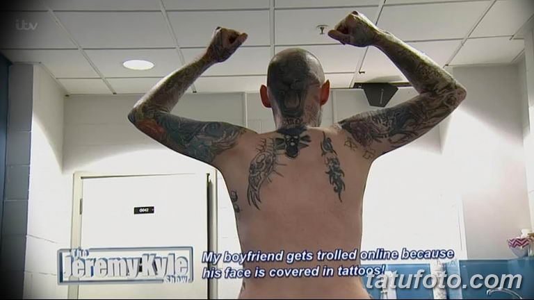 Шоу Джереми Кайла - татуированный гость удивляет гостей студии - фото 5