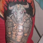 фото тату минотавр 01.02.2019 №037 - example drawing tattoo with a minotaur - tatufoto.com