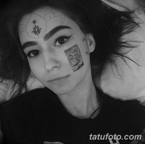 фото тату над бровью 25.02.2019 №086 - photo tattoo over eyebrow - tatufoto.com