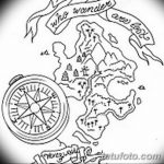 Фото эскиза татуировки: карта местности с компасом и надписью "who wanders are lost", выполненный в стиле hand-poke. Детализированный рисунок.