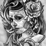 Фото эскиза татуировки девушки в стиле сахарной черепушки (Santa Muerte) с розами и сложной детализацией.