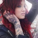 фото женской красивой татуировки 12.03.2019 №124 - girl with a tattoo - tatufoto.com