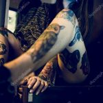 фото красивой девушки с татуировкой 12.03.2019 №024 - girl with a tattoo - tatufoto.com
