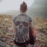 фото тату на спине скелет 25.03.2019 №048 - back tattoo skeleton - tatufoto.com
