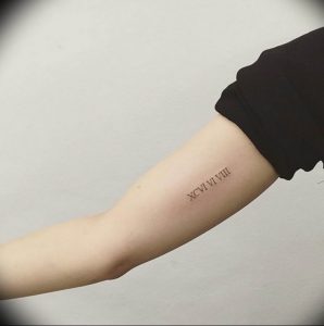 фото тату римские цифры 05.03.2019 №248 - photo tattoo roman numerals - tatufoto.com