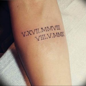 фото тату римские цифры 05.03.2019 №311 - photo tattoo roman numerals - tatufoto.com
