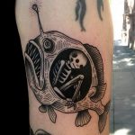 фото тату рыбий скелет 25.03.2019 №021 - fish skeleton tattoo - tatufoto.com