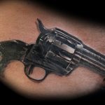 фото тату с пистолето 04.03.2019 №064 - photo tattoo with a gun - tatufoto.com