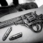 фото тату с пистолето 04.03.2019 №070 - photo tattoo with a gun - tatufoto.com