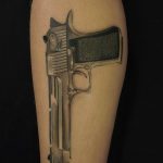 фото тату с пистолето 04.03.2019 №071 - photo tattoo with a gun - tatufoto.com