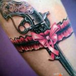 фото тату с пистолето 04.03.2019 №073 - photo tattoo with a gun - tatufoto.com