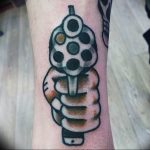 фото тату с пистолето 04.03.2019 №094 - photo tattoo with a gun - tatufoto.com