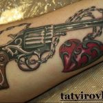 фото тату с пистолето 04.03.2019 №143 - photo tattoo with a gun - tatufoto.com