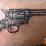 фото тату с пистолето 04.03.2019 №179 - photo tattoo with a gun - tatufoto.com