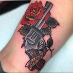 фото тату с пистолето 04.03.2019 №194 - photo tattoo with a gun - tatufoto.com