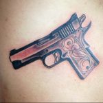 фото тату с пистолето 04.03.2019 №200 - photo tattoo with a gun - tatufoto.com
