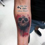 фото тату череп с кровью 19.03.2019 №026 - blood skull tattoo - tatufoto.com