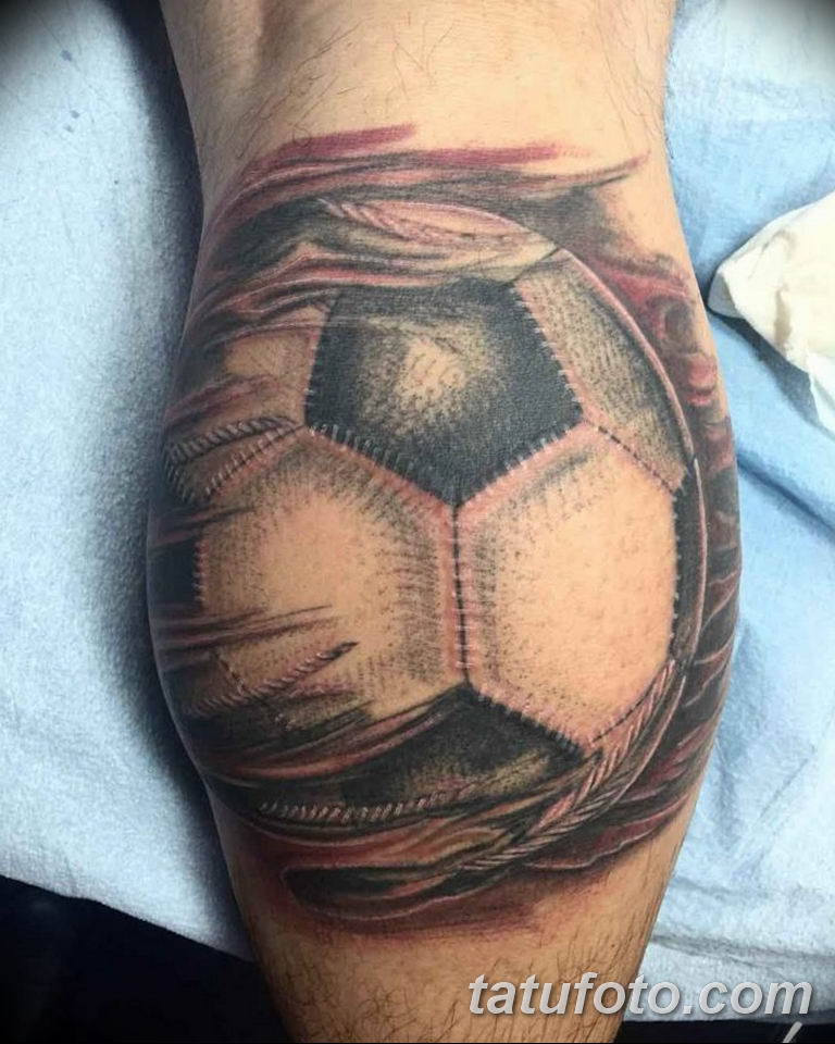 фото футбольный мяч 29.03.2019 №006 - tattoo soccer ball - tatufoto.com