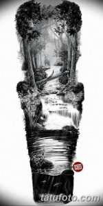 Фото тату: реалистичный лесной пейзаж, выполненный в технике blackwork, формирующий силуэт человеческой головы и плеча. Детализированные деревья и водопад.