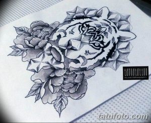 Черно-белый эскиз татуировки с изображением головы тигра, окруженной цветущими пионами, выполненный в технике дотворк с использованием множества точек.