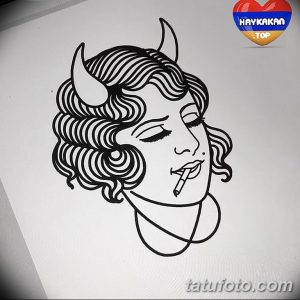 Эскиз татуировки с изображением девушки-дьяволицы, курящей сигарету. Рисунок выполнен в стиле олдскул, с использованием четких черных линий.