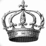 Черно-белый эскиз татуировки с изображением изящной короны, выполненный в технике штриховки и с акцентом на детали.