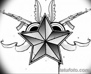 Фото тату: эскиз татуировки в виде звезды с крыльями и двумя автоматами Калашникова. Черно-белый рисунок с элементами милитари.