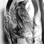 Фото тату черный ворон 15.04.2019 №048 - ideas black raven tattoo - tatufoto.com