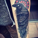 Фото тату черный ворон 15.04.2019 №091 - ideas black raven tattoo - tatufoto.com